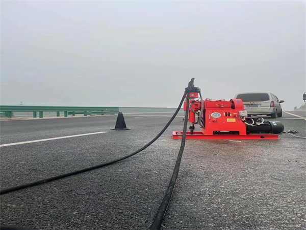 凤县马路路基路面开裂下沉注浆加固灌浆